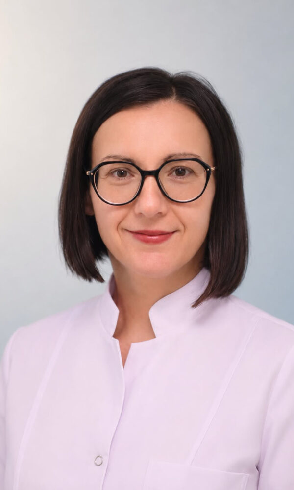Dr Baymakova 600x1000